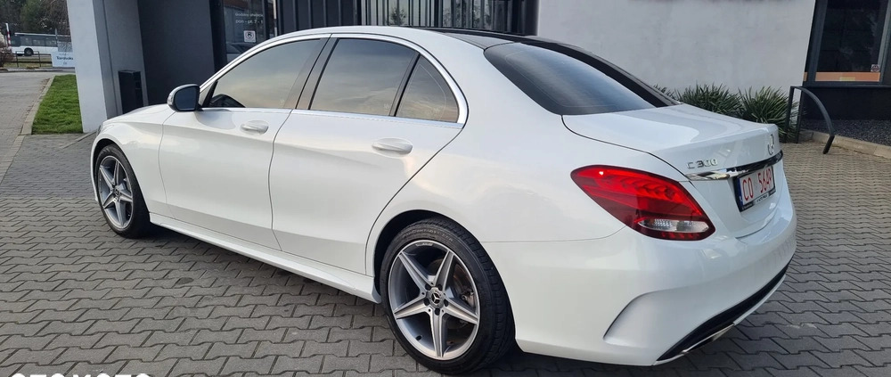 Mercedes-Benz Klasa C cena 99900 przebieg: 133580, rok produkcji 2017 z Toruń małe 407